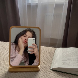 Логотип @yuliya_seepast - yuliya_see.past