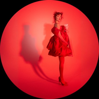 Логотип @yunamotherofdragon - Мать дракона