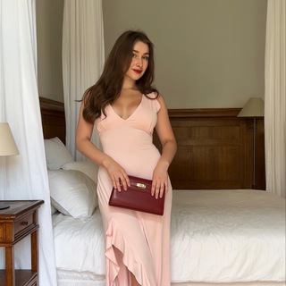 Логотип @yunglolaa - by LOLITA