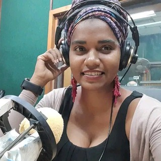 Логотип @yunimolinerperiodista - Yuni Moliner