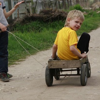 Логотип @yuravkvase - кВасный Юра🍺
