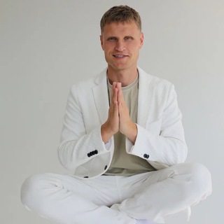 Логотип @yuriisvet - Юрий Svet