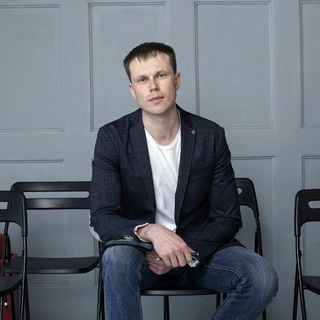 Логотип @yuriststroi - ЮристСтрой