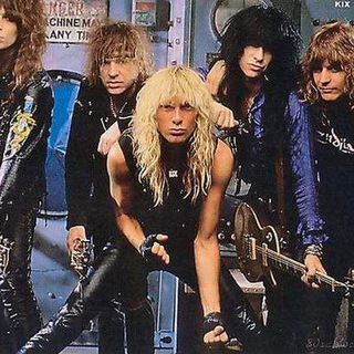 Логотип @yutbeseda - общалка для зеков моей зоны🎸