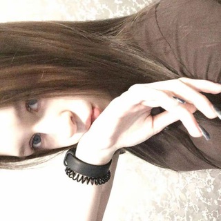 Логотип @yuufix - 𝑈 🤎