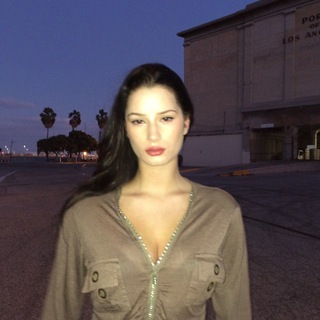 Логотип @yuzhakova_masha - южакова news