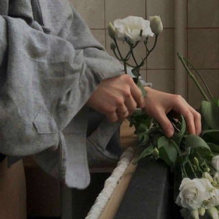 Логотип @yyozzaa - Yóza