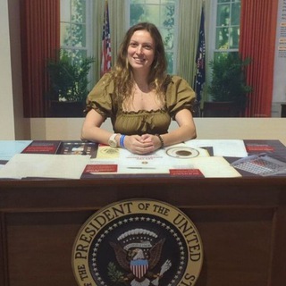 Логотип @zabogatova - Беженка