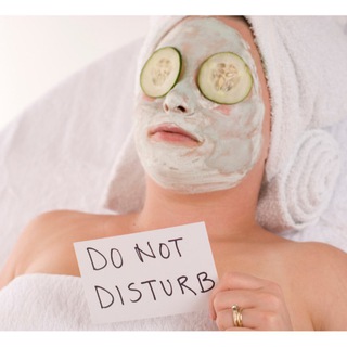 Логотип @zagonvagon - Домик интроверта