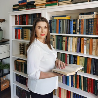 Логотип @zaikanie_blagova - Победить заикание с Юлией Благовой.