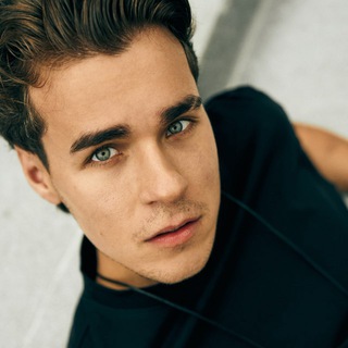 Логотип @zakirov_tat - ZAKIROV.TAT