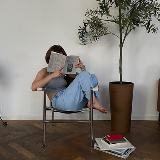 Логотип @zametkiskusstvovetki - заметки искусствоветки