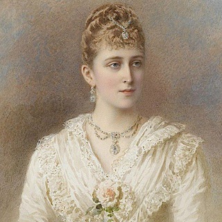 Логотип @zapiski_velikoj_knyazhny - Записки Великой Княжны