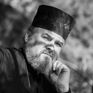 Логотип @zapiskistranika - Записки провинциального священника