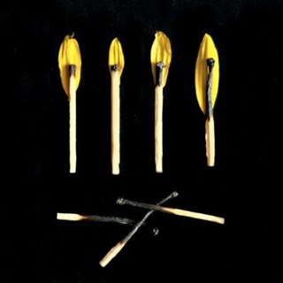 Логотип @zarinafok - спичечный коробок | рабочий стол