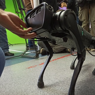 Логотип @zavodykollayder - Заводи коллайдер!