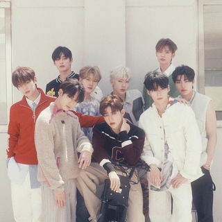 Логотип @zb1_upd - zerobaseone world !¡ закрыто