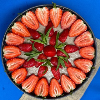 Логотип @zdorov_i_activen - Живая Еда