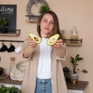 Логотип @zdorovie_kom - НУТРИЦИОЛОГ Юлия Комар☘️