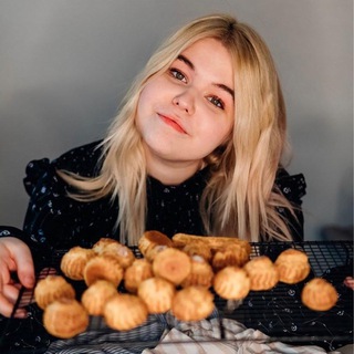 Логотип @zefirkalyona - Zefirka