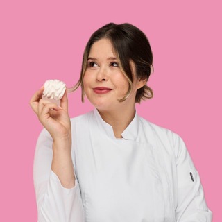 Логотип @zefirrose - Маша Мамаева, директор зефирного заводика Zefir.Rose