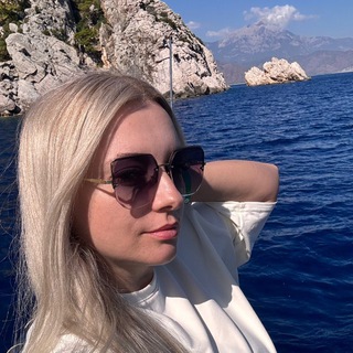 Логотип @zelenakrb - zelena.krd