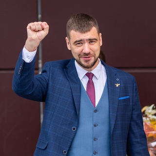 Логотип @zelenskiyhist - Константин Зеленский