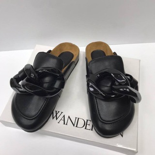 Логотип @zhenskaya_obuv_baer - 🌸Женская Обувь🌸