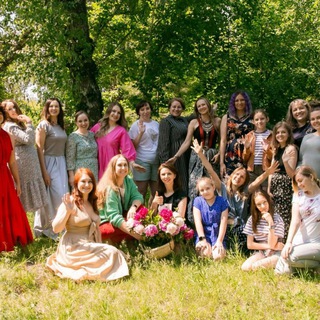 Логотип @zhenskiibarnaul - Женский чат БАРНАУЛ