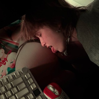 Логотип @zhenyaklymba - Zhenya Клумба🙌🏼