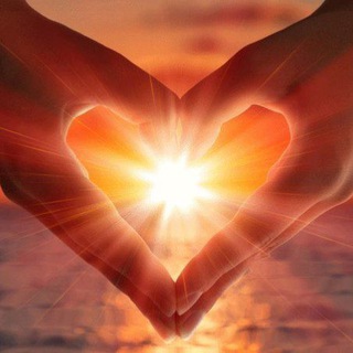 Логотип @zhivi_dari_sveti - ЖИВИ. ДАРИ.СВЕТИ🌞🎁💕