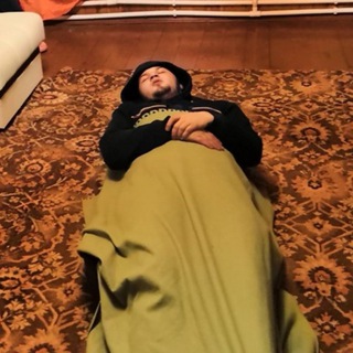 Логотип @zhognespit - Жог не спит