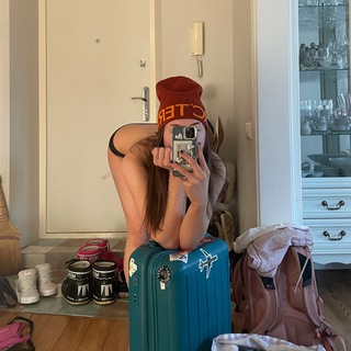 Логотип @zhuyevoii - маша шуева