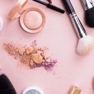 Логотип @zilofabonu - lucky_lady_cosmetics