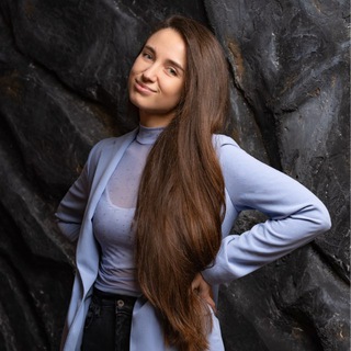 Логотип @zimina_de - Немецкий язык с Дашей 🇩🇪