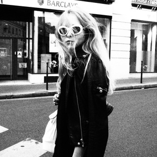 Логотип @zlatasdailythoughts - funny weather