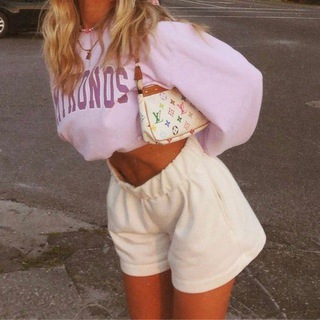 Логотип @zmeyyastoriesss - inst 🖤🖇