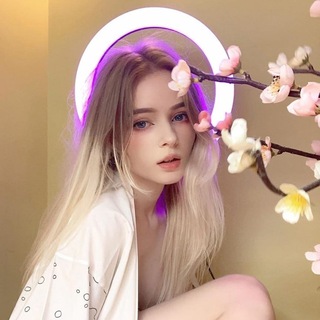 Логотип @znakomstvagirls1 - Студентка