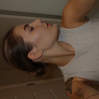 Логотип @zolotaryovaav - v code