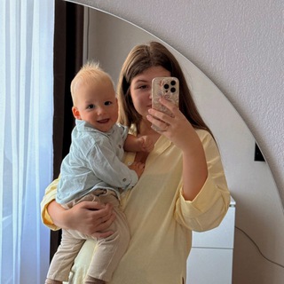 Логотип @zubkovaaoo - мама с Мишкой