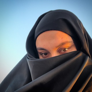 Логотип @zuliiiishaa - ZULIIIISHA