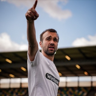 Логотип @zvezdin11 - Звездин Игорь