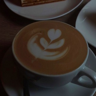 Логотип @zzzzwwwwxxxxx - 🧚‍♀️ногтевая фея👩‍🎤