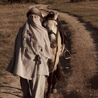 Логотип @zzzzzmiko95 - المسافر🍃